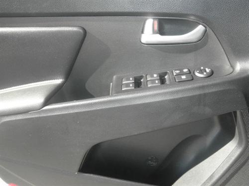 Kia Sportage 2011 photo 2