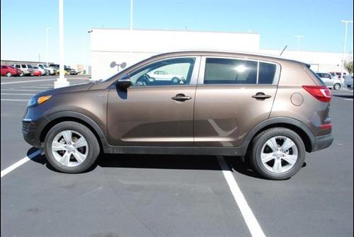 Kia Sportage 2011 photo 1