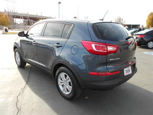 Kia Sportage 2011 photo 2