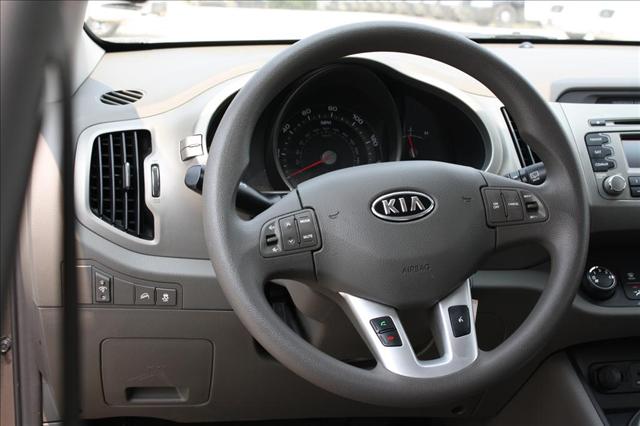 Kia Sportage 2011 photo 4