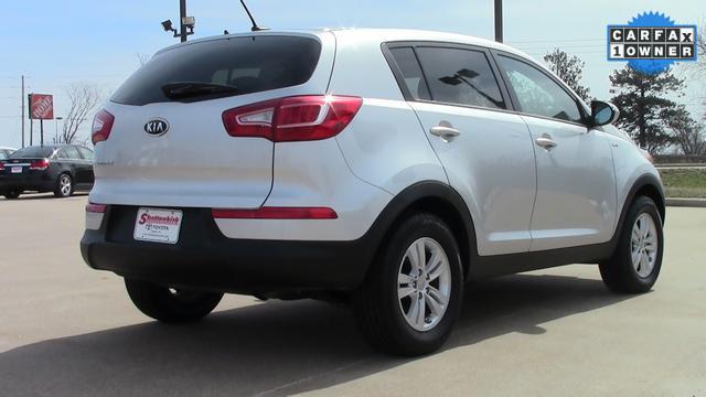 Kia Sportage 2011 photo 3