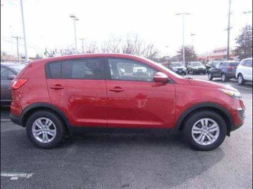 Kia Sportage 2011 photo 2