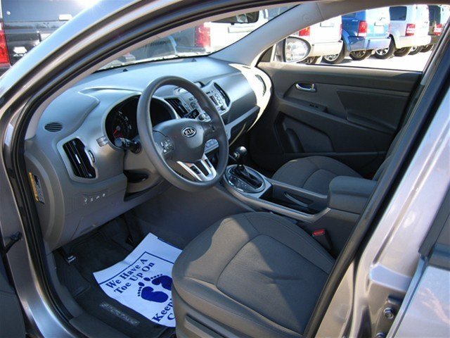 Kia Sportage 2011 photo 2