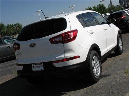 Kia Sportage 2011 photo 2