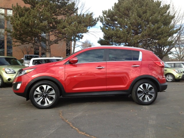 Kia Sportage AWD, REAR DVD, Navigation, 3RD ROW, Mem/heat Seats Unspecified