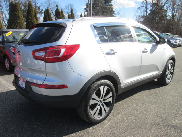 Kia Sportage 2011 photo 2