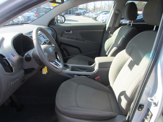 Kia Sportage 2011 photo 4