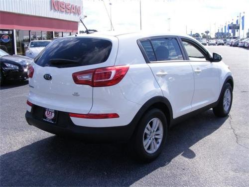 Kia Sportage 2011 photo 1