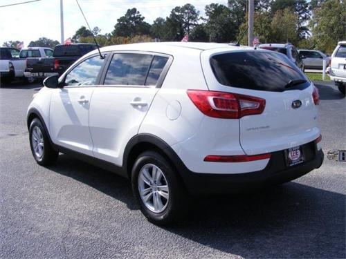 Kia Sportage 2011 photo 2