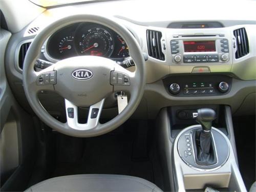 Kia Sportage 2011 photo 5