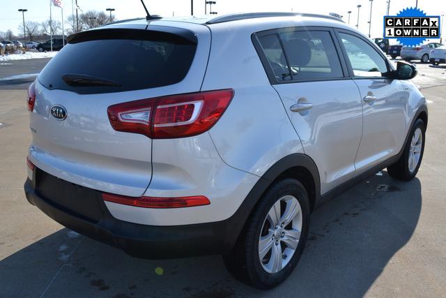 Kia Sportage 2011 photo 1
