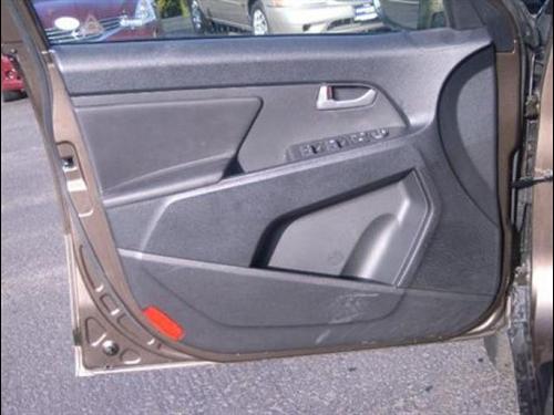 Kia Sportage Elk Conversion Van Other