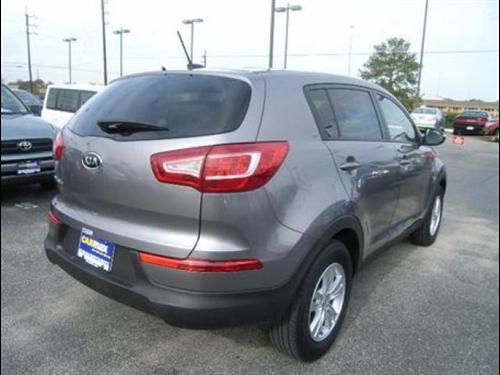 Kia Sportage 2011 photo 3