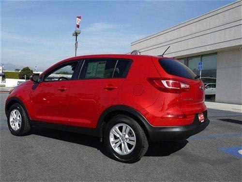 Kia Sportage 2011 photo 2