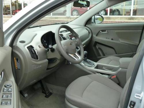Kia Sportage 2011 photo 2