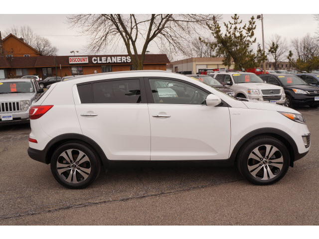 Kia Sportage 2011 photo 1