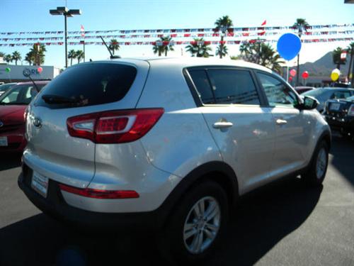 Kia Sportage 2011 photo 3