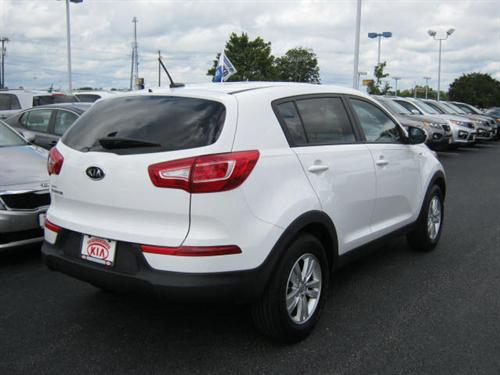 Kia Sportage 2011 photo 1