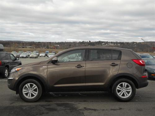 Kia Sportage 2011 photo 2