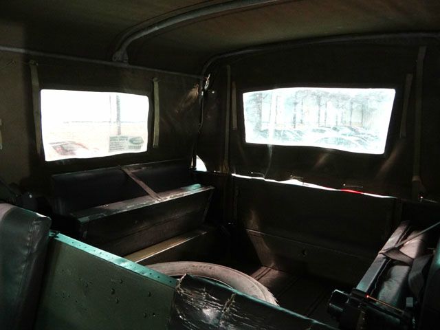 Land Rover Defender 1977 photo 14