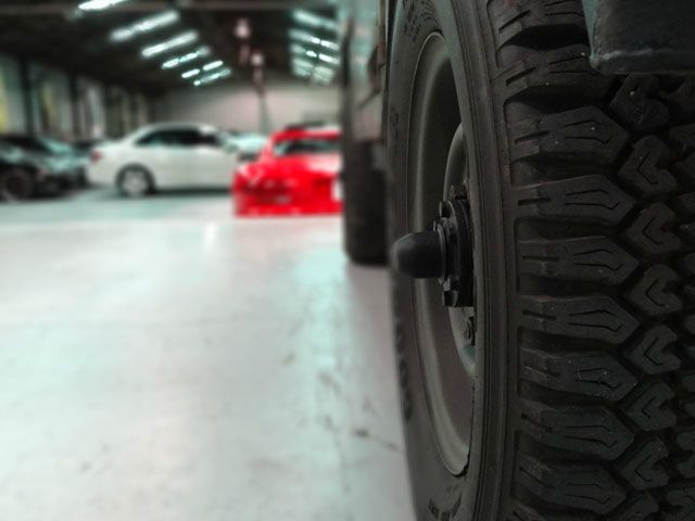 Land Rover Defender 1977 photo 19