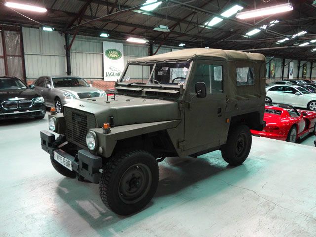 Land Rover Defender 1977 photo 25