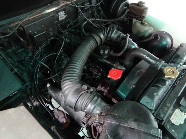 Land Rover Defender 1977 photo 9