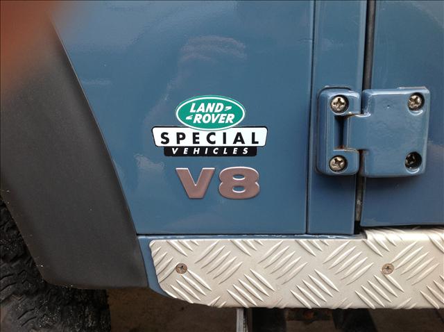 Land Rover Defender 1997 photo 5