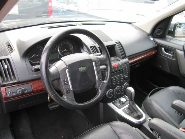 Land Rover Defender 2007 photo 2
