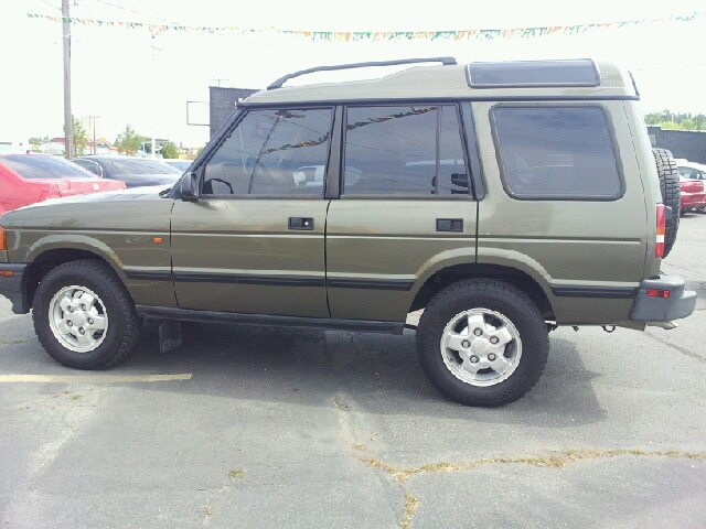 Land Rover Discovery 1996 photo 3