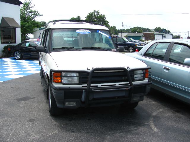Land Rover Discovery 1998 photo 1