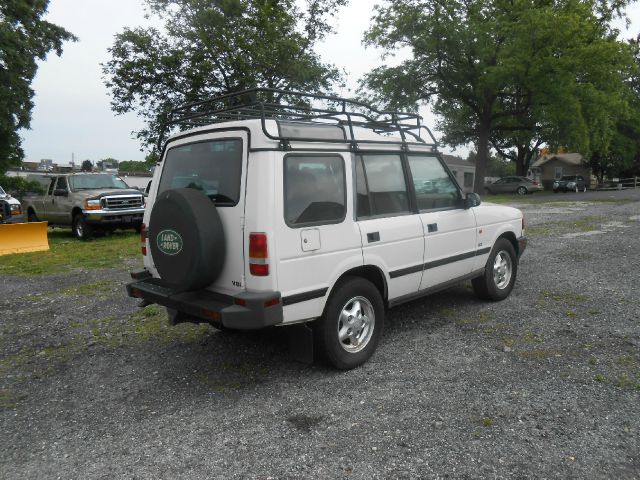 Land Rover Discovery 1999 photo 16