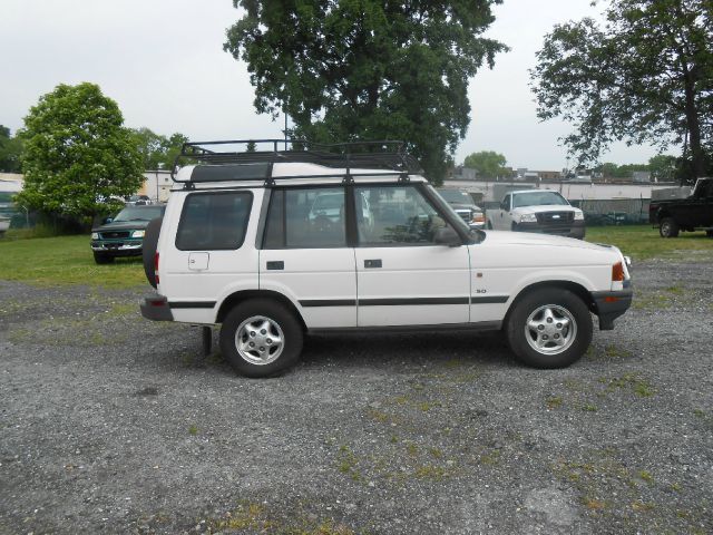 Land Rover Discovery 1999 photo 17