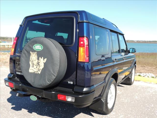 Land Rover Discovery 2003 photo 1