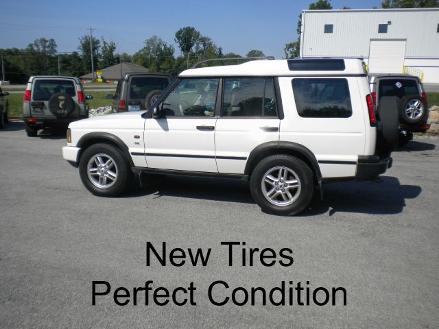 Land Rover Discovery 2003 photo 4