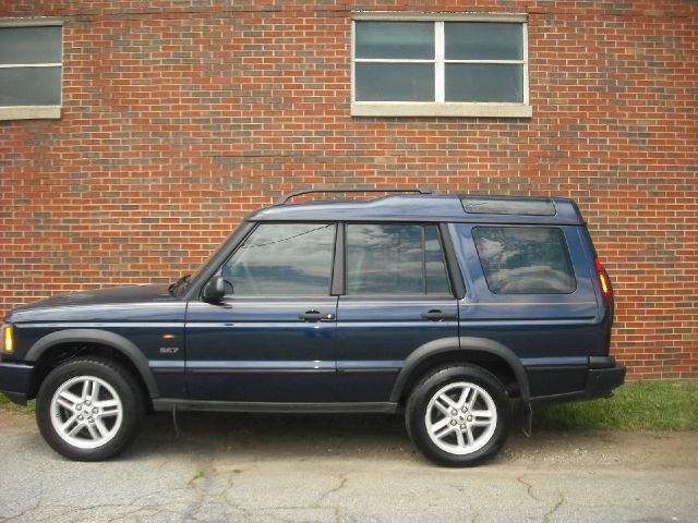 Land Rover Discovery 2003 photo 24