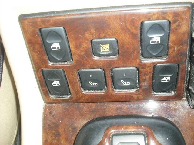 Land Rover Discovery 2003 photo 30