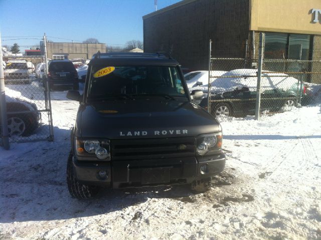 Land Rover Discovery 2003 photo 3