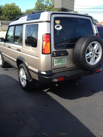 Land Rover Discovery 2003 photo 1