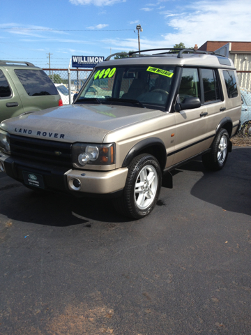 Land Rover Discovery 2003 photo 2