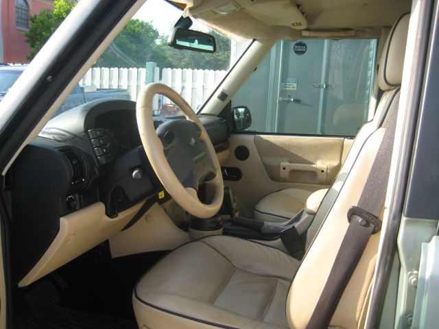 Land Rover Discovery 2003 photo 3