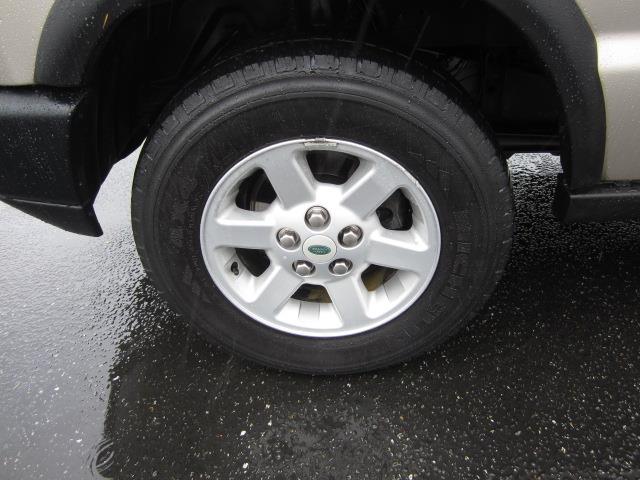 Land Rover Discovery 2003 photo 1