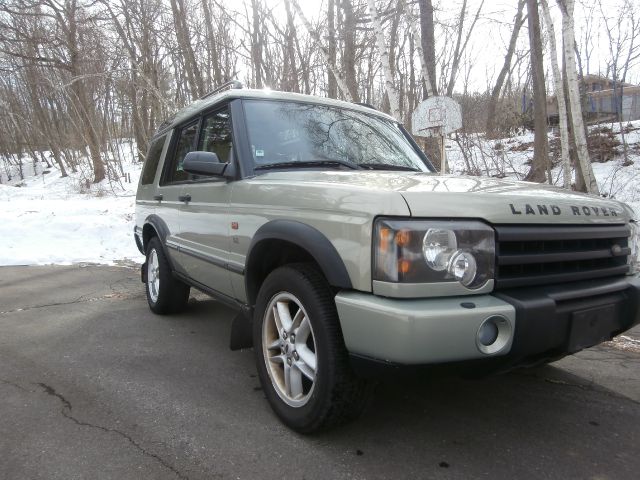 Land Rover Discovery 2003 photo 3