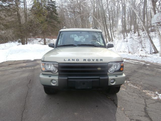 Land Rover Discovery 2003 photo 4