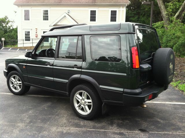 Land Rover Discovery 2004 photo 4