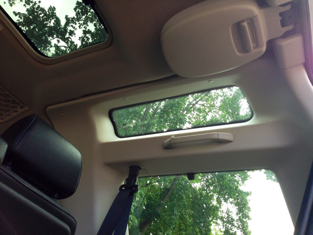 Land Rover Discovery 2004 photo 7