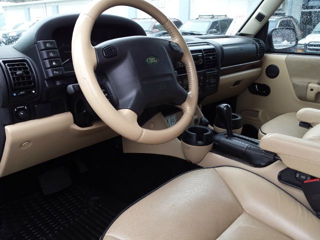 Land Rover Discovery 2004 photo 4