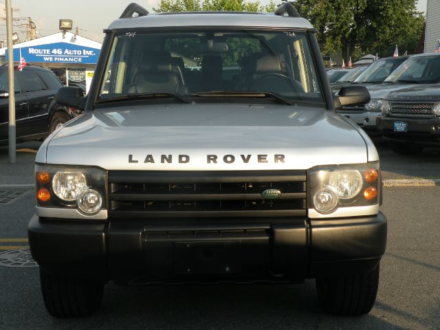 Land Rover Discovery 2004 photo 1