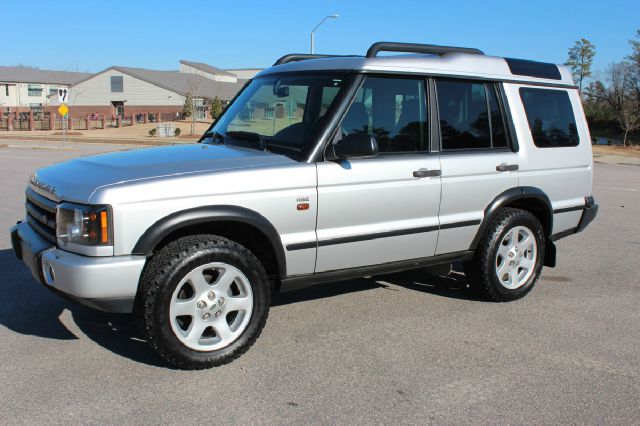 Land Rover Discovery 2004 photo 3