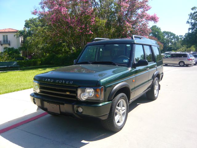 Land Rover Discovery 2.0T Quattro AT SUV